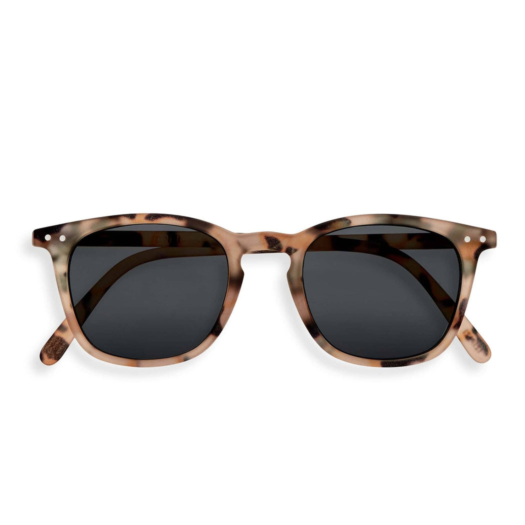 Izipizi #E Sunglasses Light Tortoise SUNGLASSES - ZIGZAG Footwear