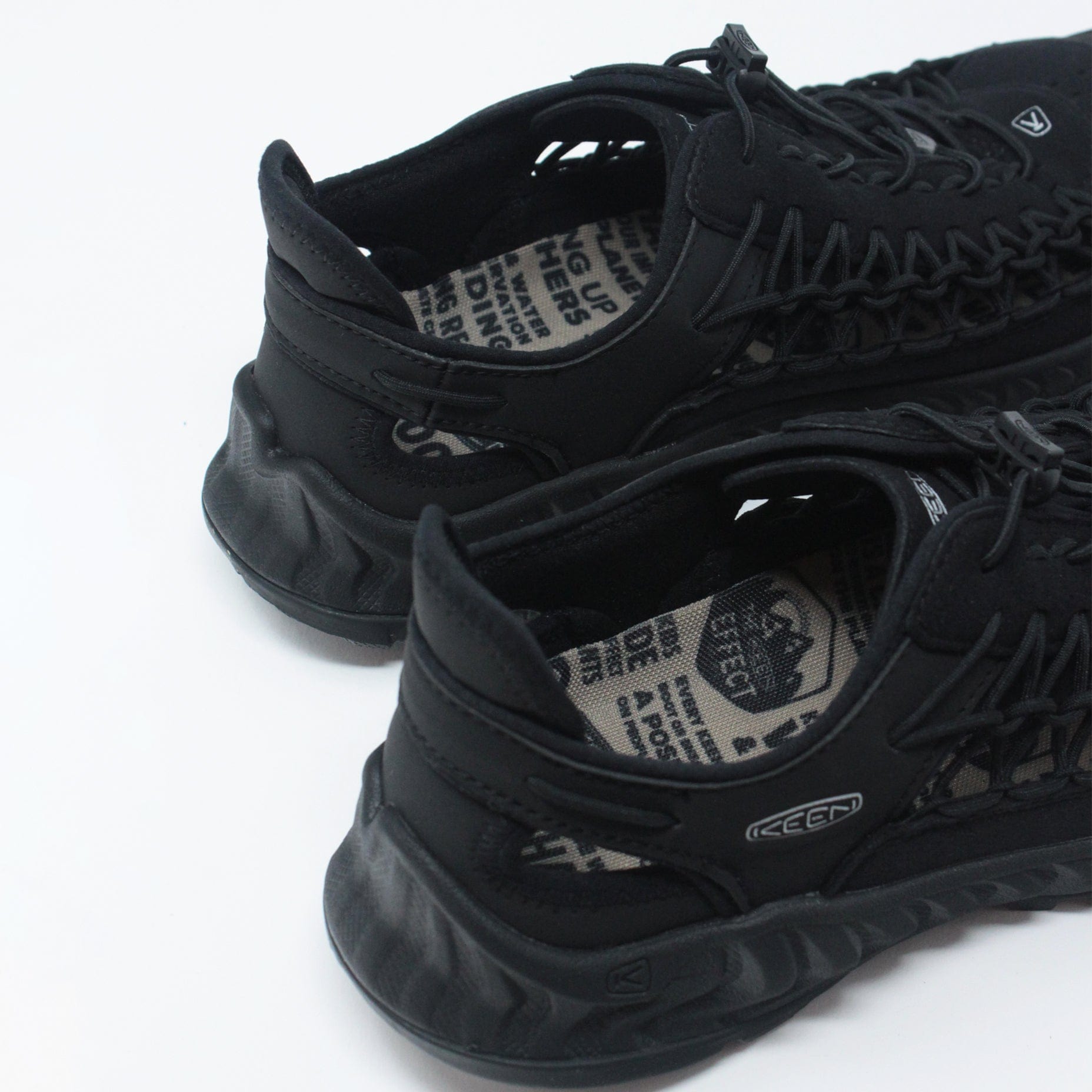 Keen M UNEEK NXIS Black SHOES  - ZIGZAG Footwear