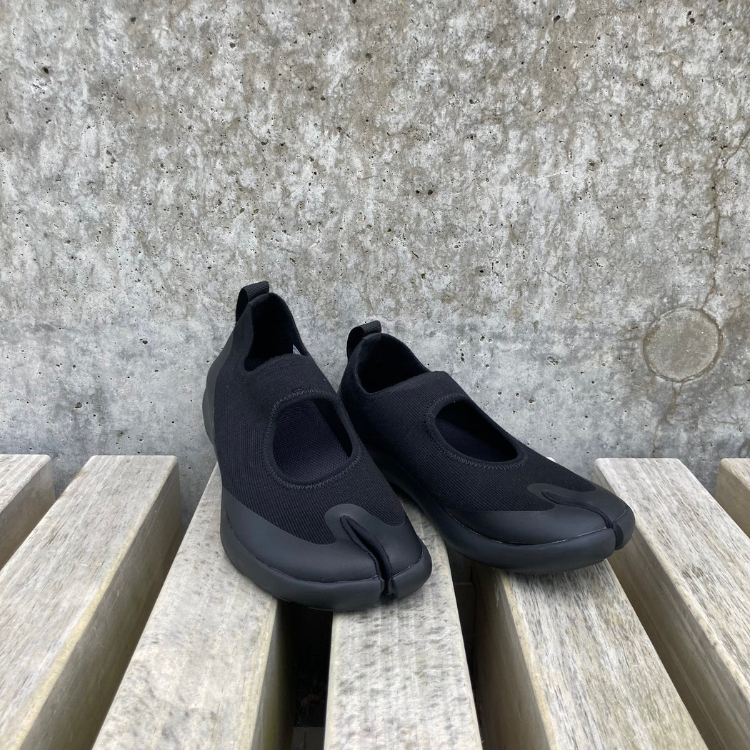 Tabi Footwear Tabi Sandal Black SANDALS  - ZIGZAG Footwear